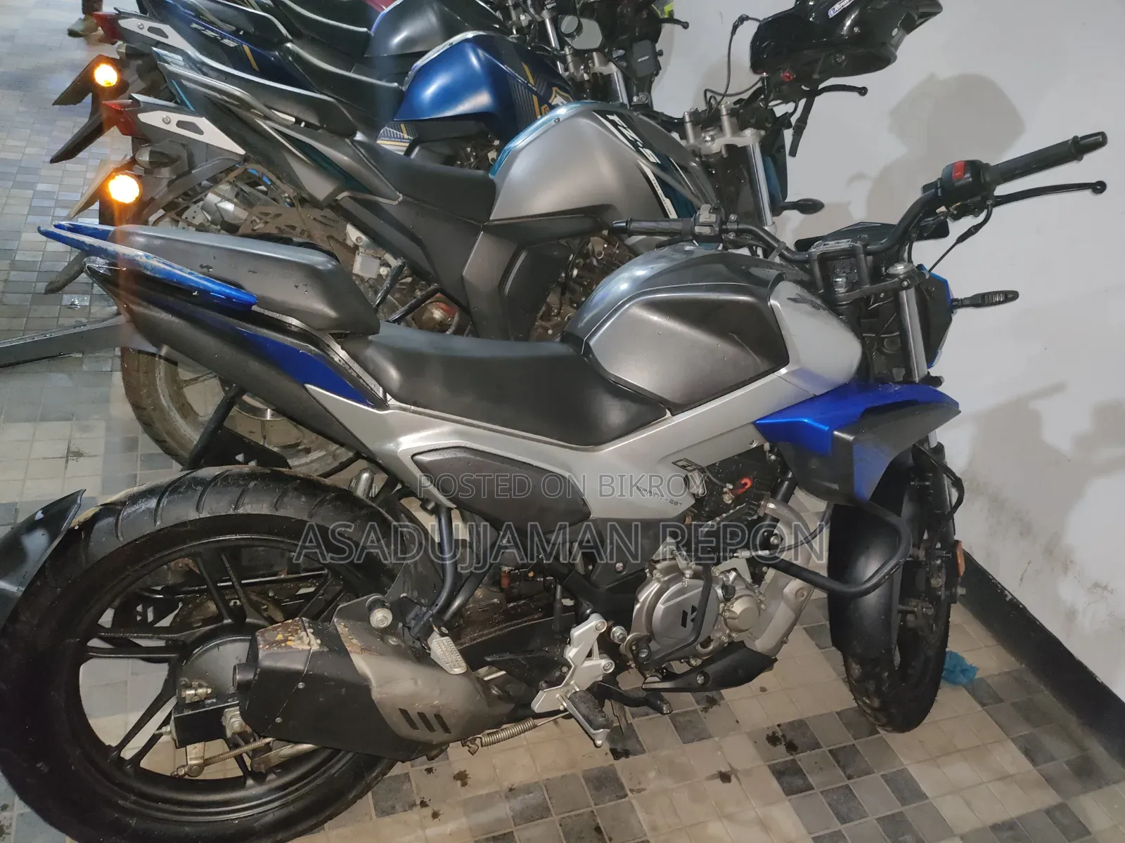 Hero Xtreme 125R 2025 Gray