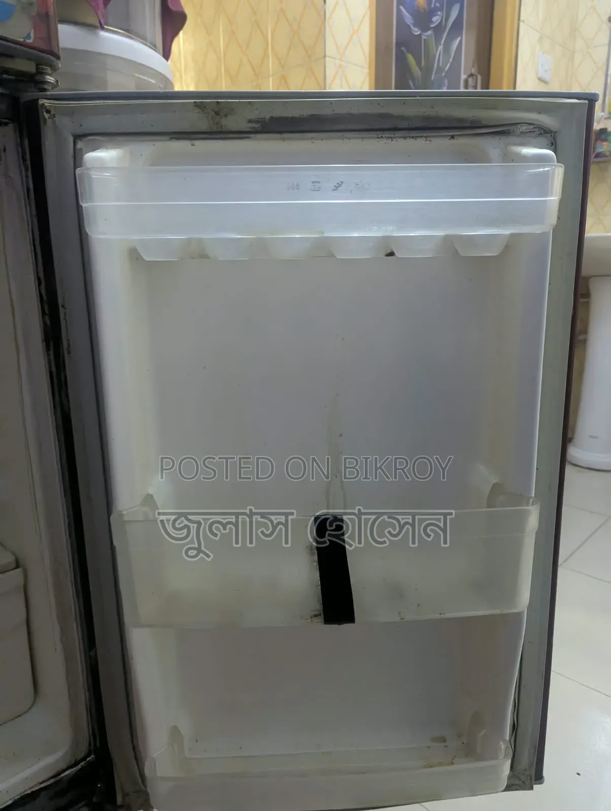 এই ফ্রিজ বিক্রি করা হবে