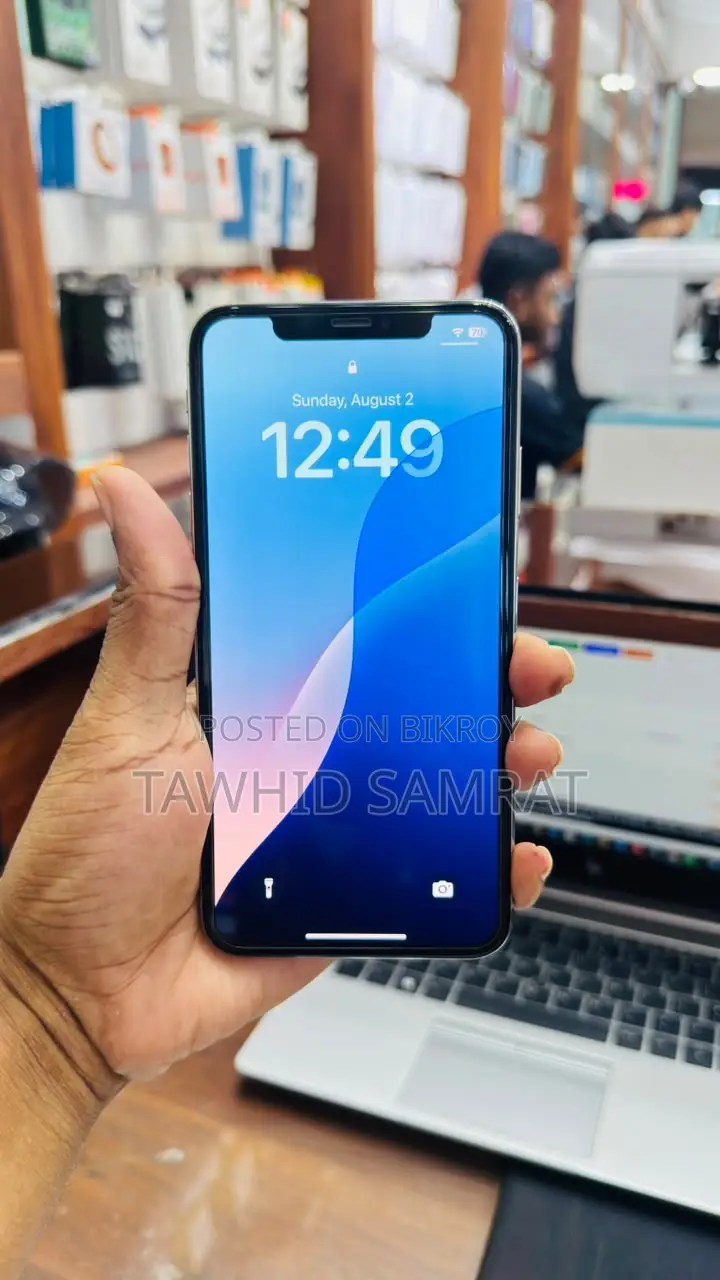 Apple iPhone XS Max 64 GB White