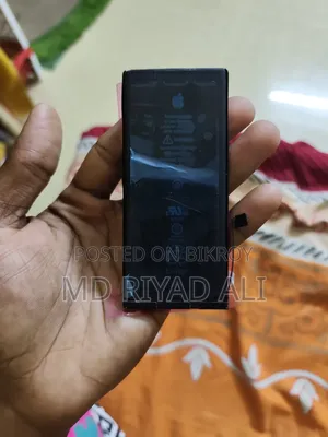 আইফোন ১১ ব্যাটারি