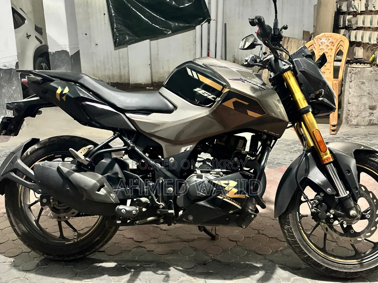 Hero Xtreme 160R 4V 2025 Brown