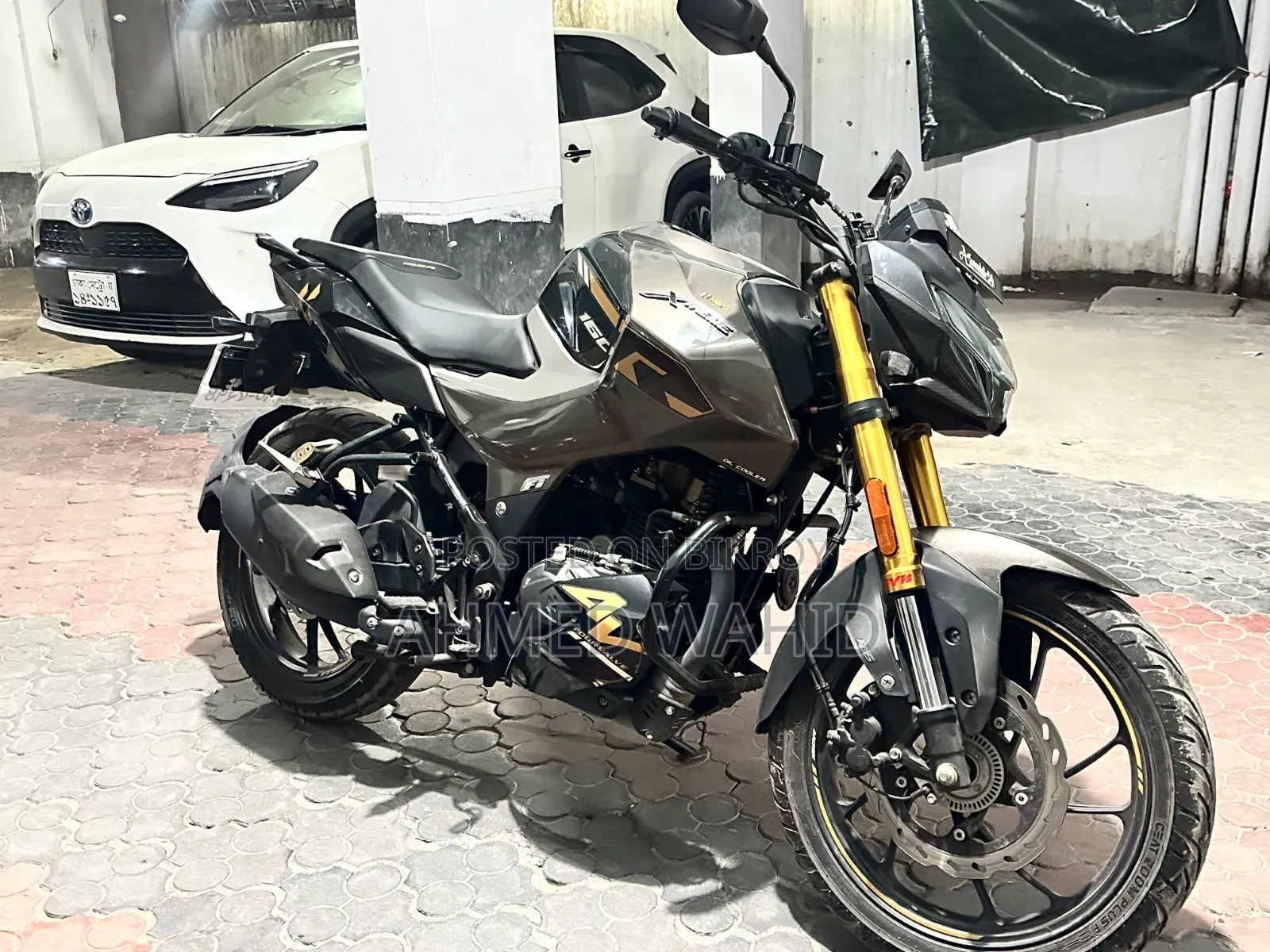 Hero Xtreme 160R 4V 2025 Brown