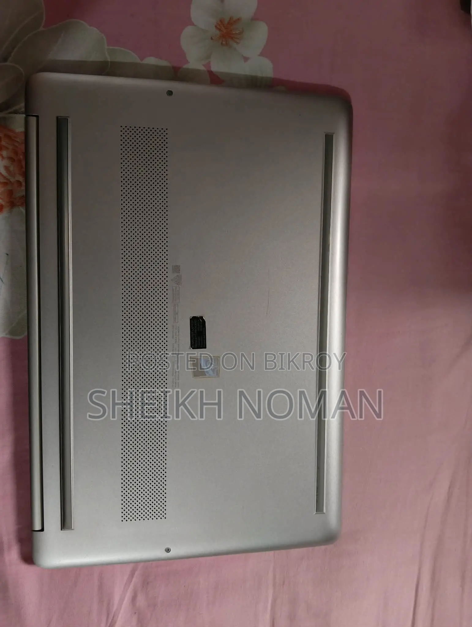 ল্যাপটপ এইচপি ১৫এস ৮জিবি ইন্টেল কোর আই৩ এসএসডি ৫১২জিবি