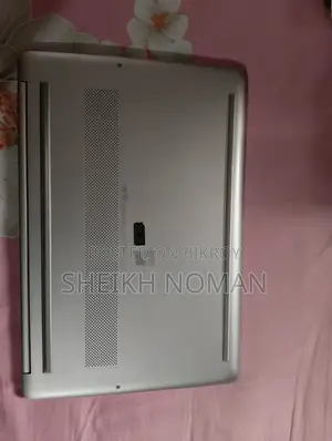 ল্যাপটপ এইচপি ১৫এস ৮জিবি ইন্টেল কোর আই৩ এসএসডি ৫১২জিবি