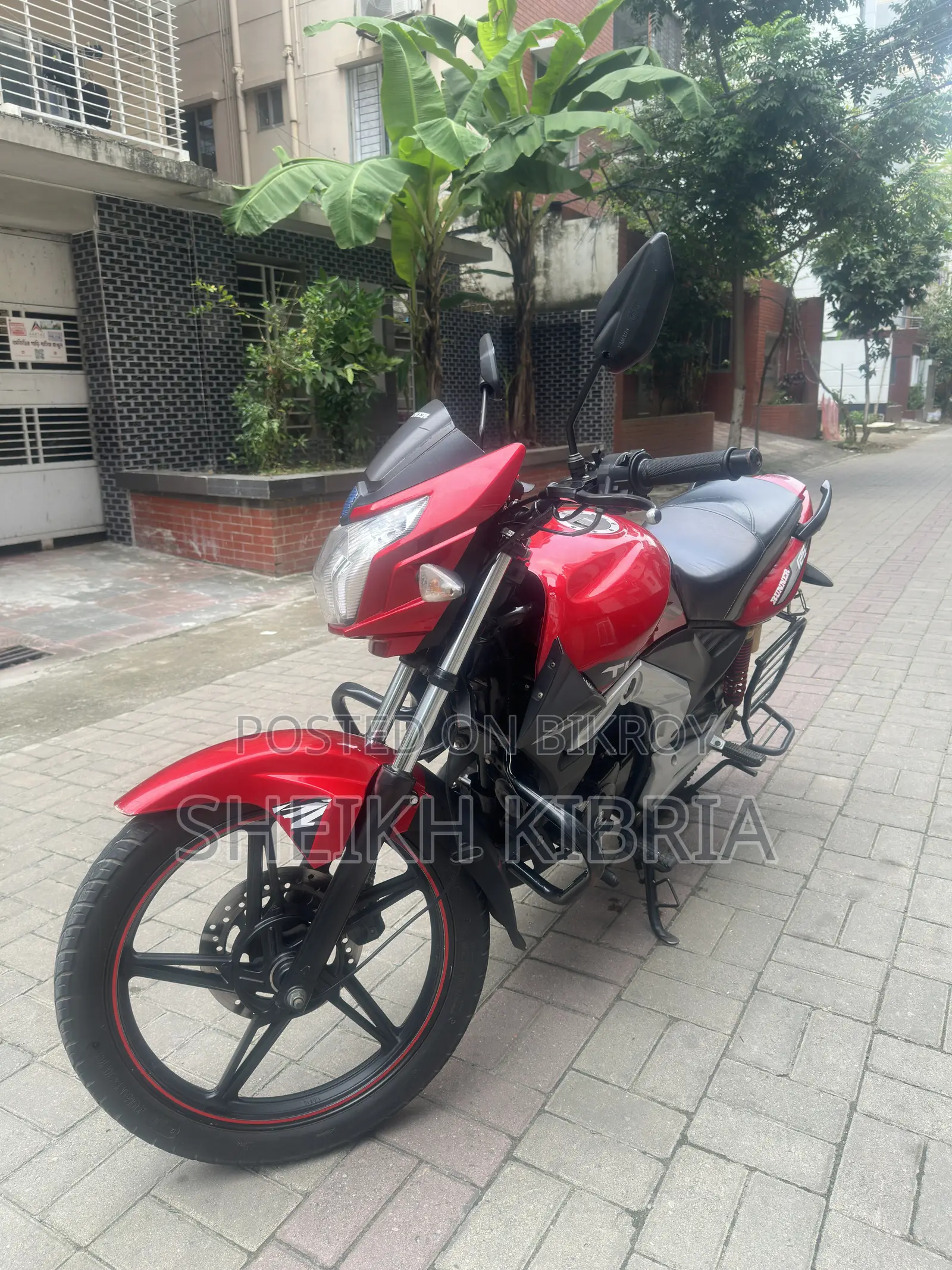 Runner Turbo V2 2022 Red