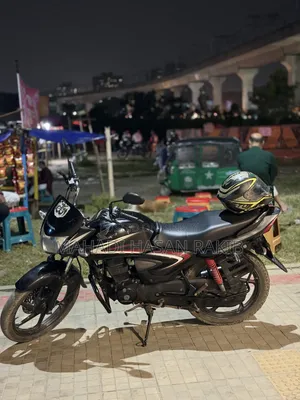 হোন্ডা সিবি ২০১৭ কালো