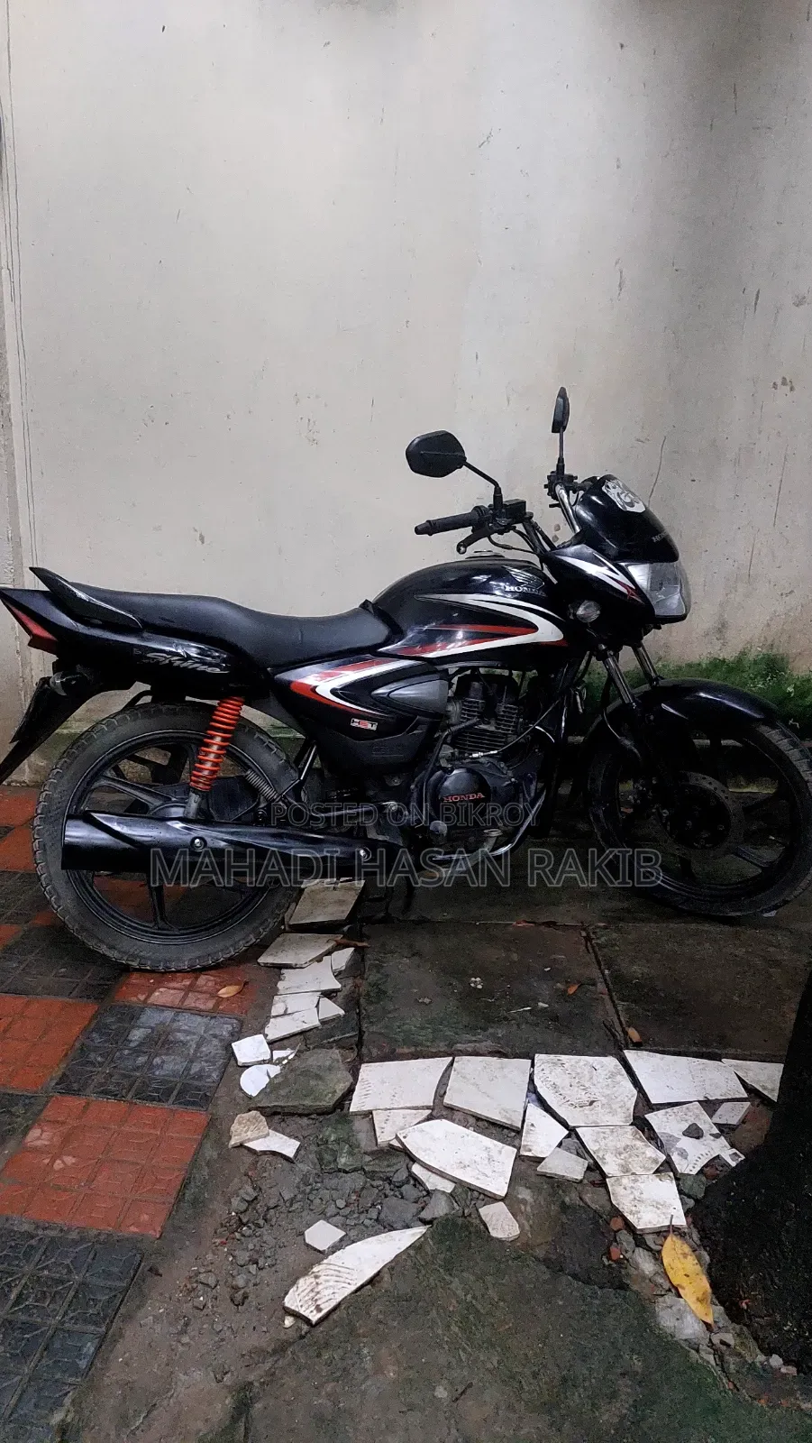 হোন্ডা সিবি ২০১৭ কালো