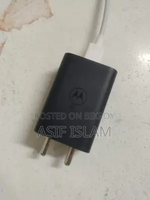 মোটরসাইকেল মোটো জি৮৪ ৫জি ২৫৬ জিবি সাদা
