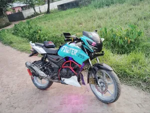 TVS Apache RTR 160 2V 2021 Blue