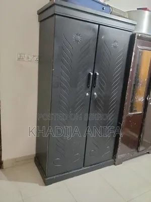 নতুন আলমারি