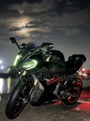 সিএফমোটো ২৫০এসআর ২০২৫ কালো
