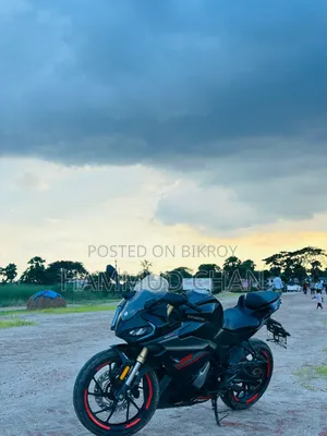 সিএফমোটো ২৫০এসআর ২০২৫ কালো