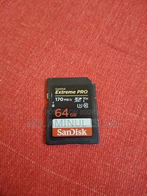 Canon 250d DSLR Camera With Lens