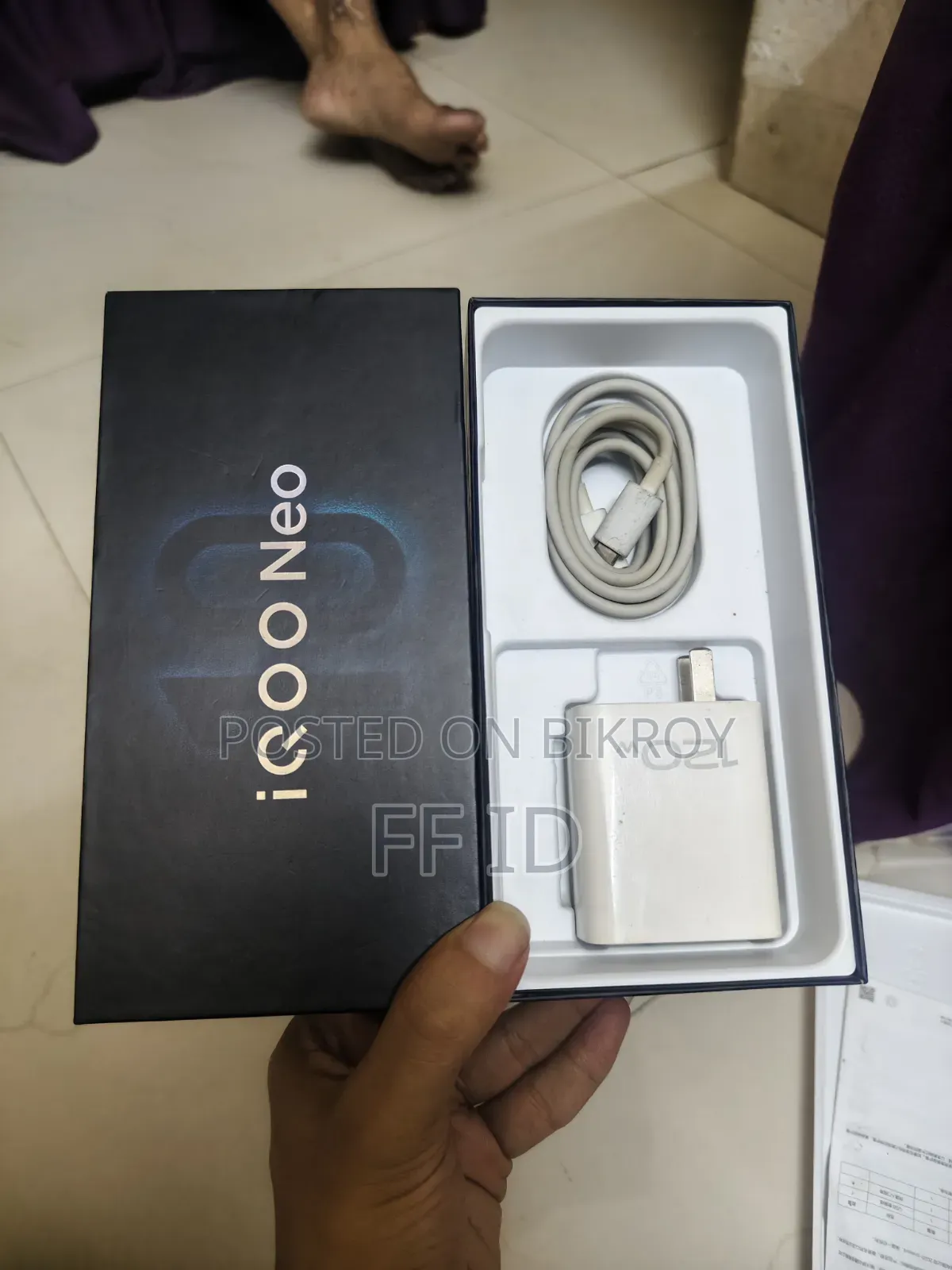 iQOO Neo11 256 GB Orange