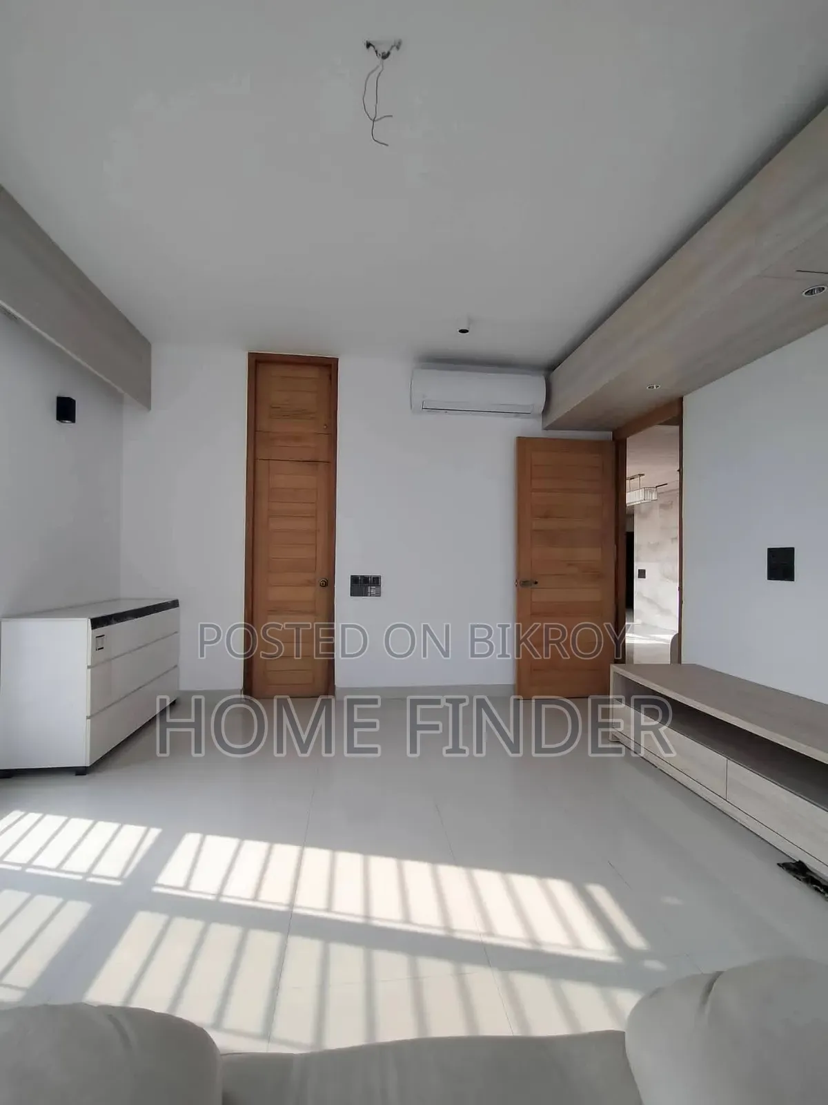 4 Bedroom Apartment in Gulshan 2 for Rent