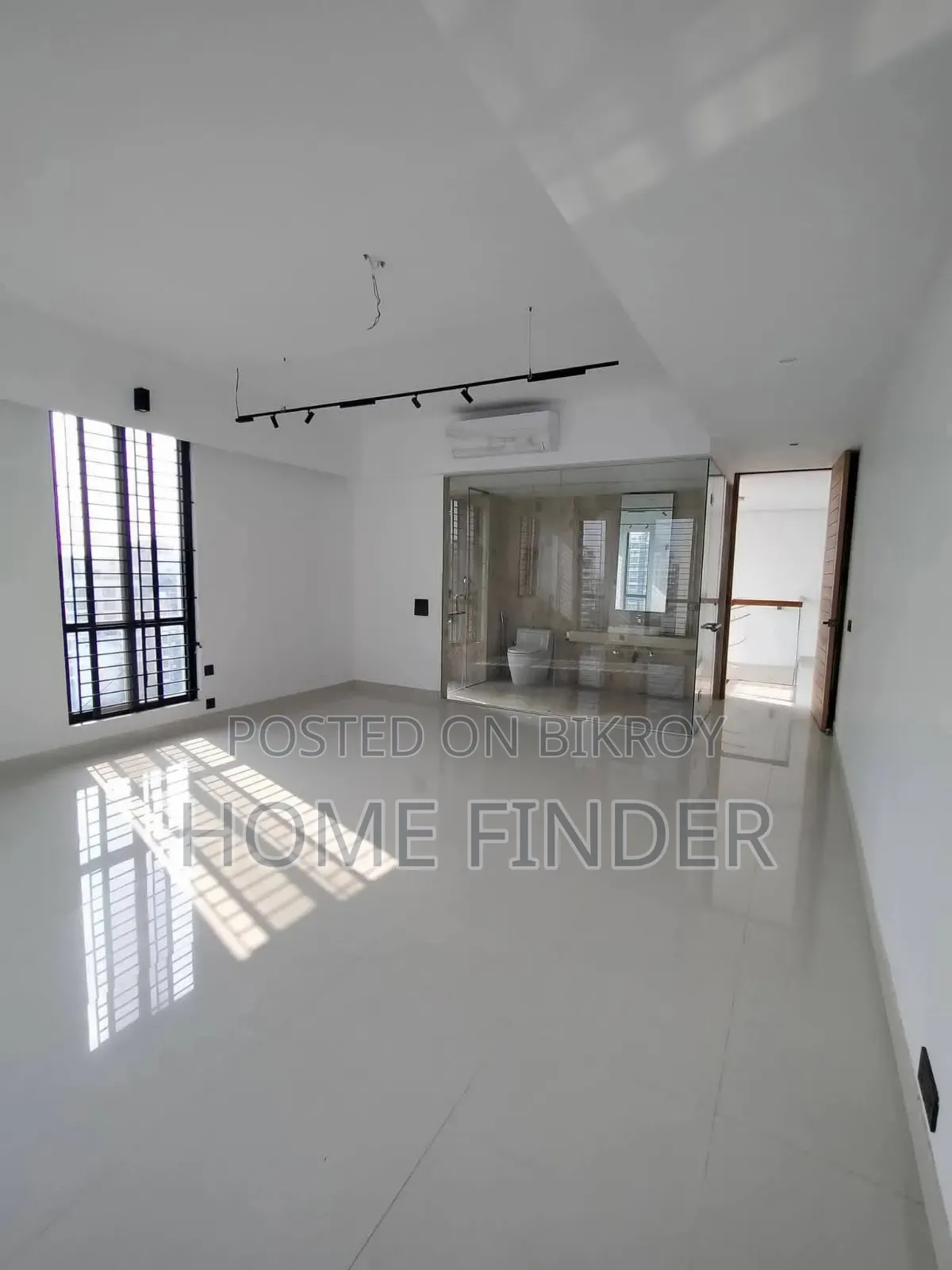 4 Bedroom Apartment in Gulshan 2 for Rent