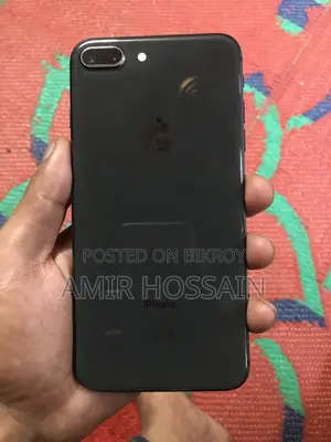 Apple iPhone 8 Plus 64 GB Black