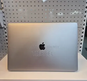 Laptop Apple MacBook 2019 32GB Intel Core Ultra 9 SSD 512GB