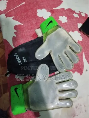 Selling because I have 2 more.