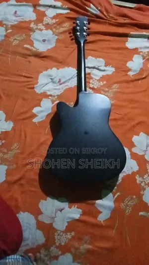 পুরাতন গিটার বিক্রি