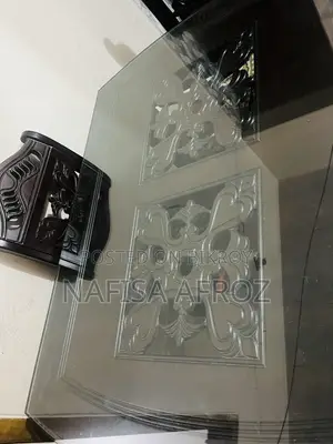 ৪ চেয়ারের ডাইনিং টেবিল যারা ১/২ দিনের মধ্যে নিতে পারবেন তারাই যোগাযোগ করুন