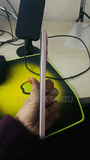 Realme C75x 128 GB Gray
