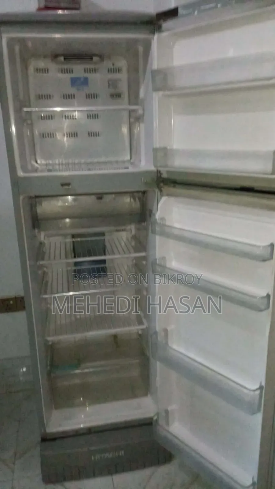 ব্যবহৃত Hitachi Refrigerator