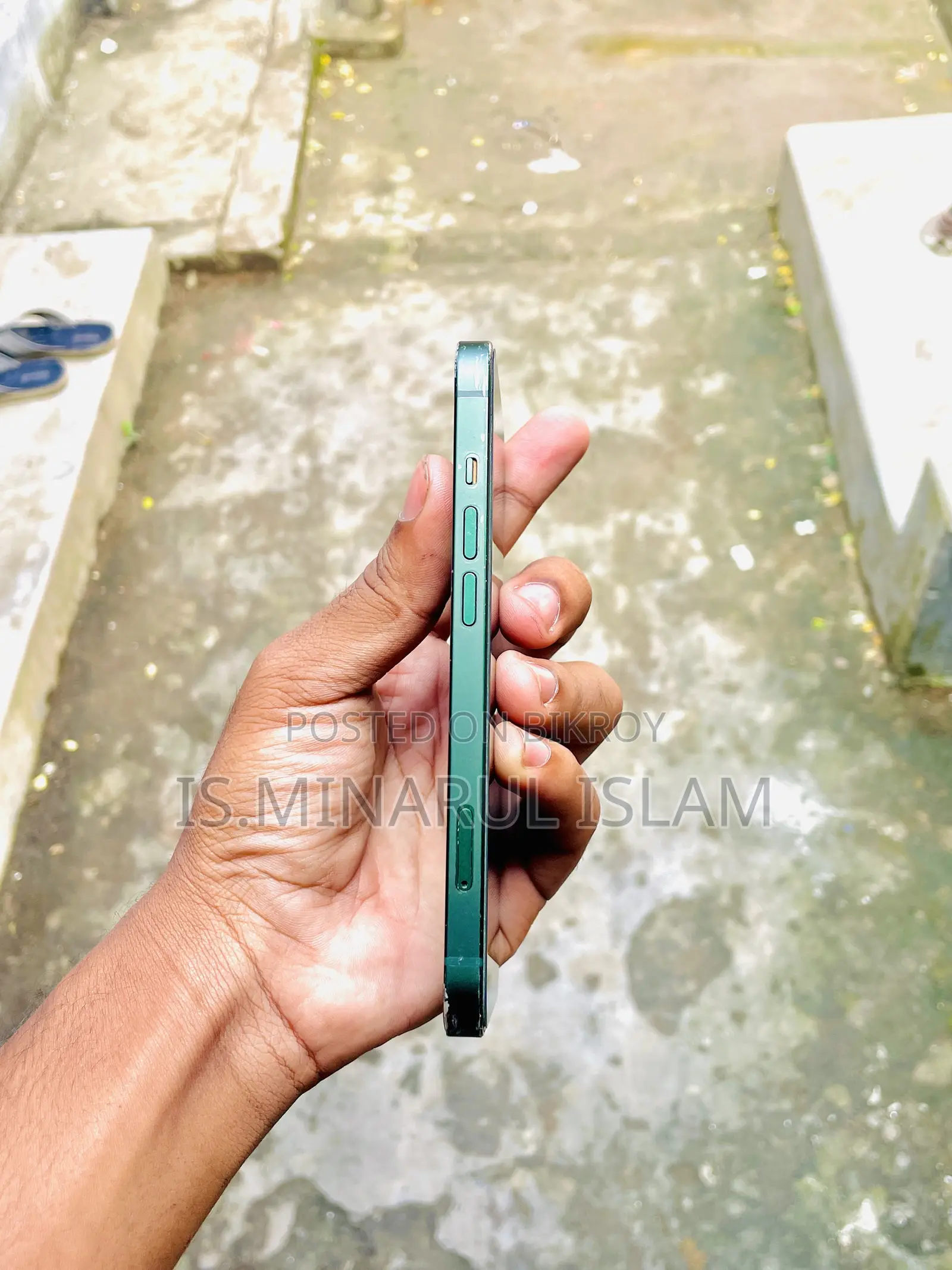 New Apple iPhone 13 128 GB Green