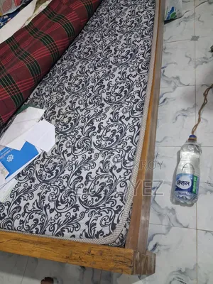 Teak Wood Bed for Sale 6/7 Feet
