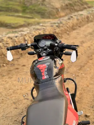 বাজাজ পালসার ১৫০ ২০১৬ রেড