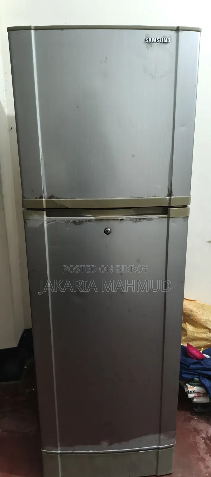 ইমারজেন্সি একটি ফ্রিজ বিক্রি হবে চাকরির ট্রান্সফার হয়েছে তাই