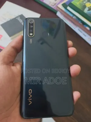 Vivo U20 64 GB Blue