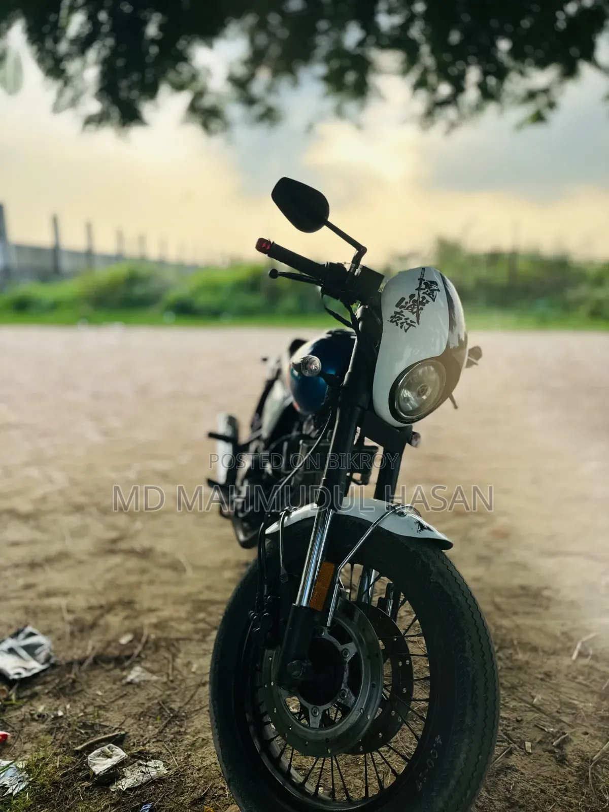 Motorcycle 2018 White