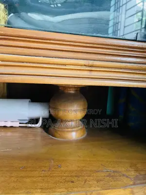 ড্রেসিং টেবিল
