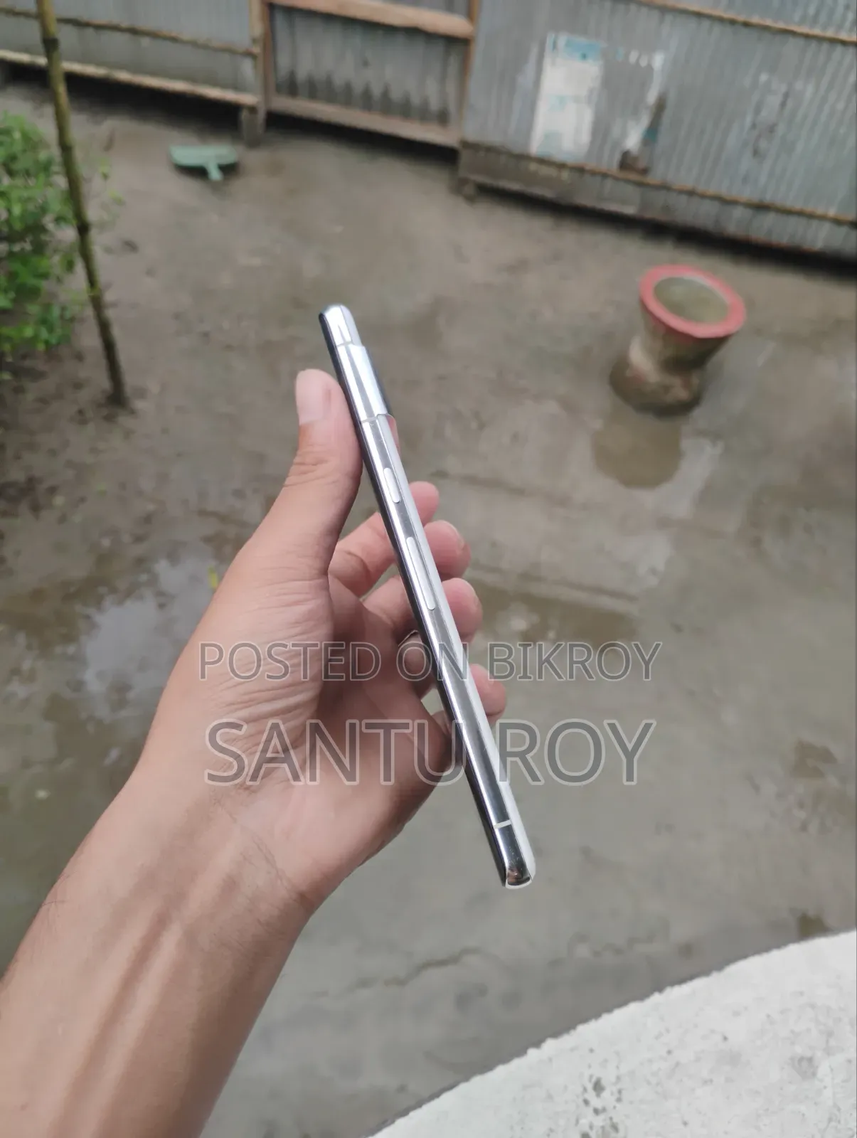 গুগল পিক্সেল ৭ প্রো ১২৮ জিবি হোয়াইট