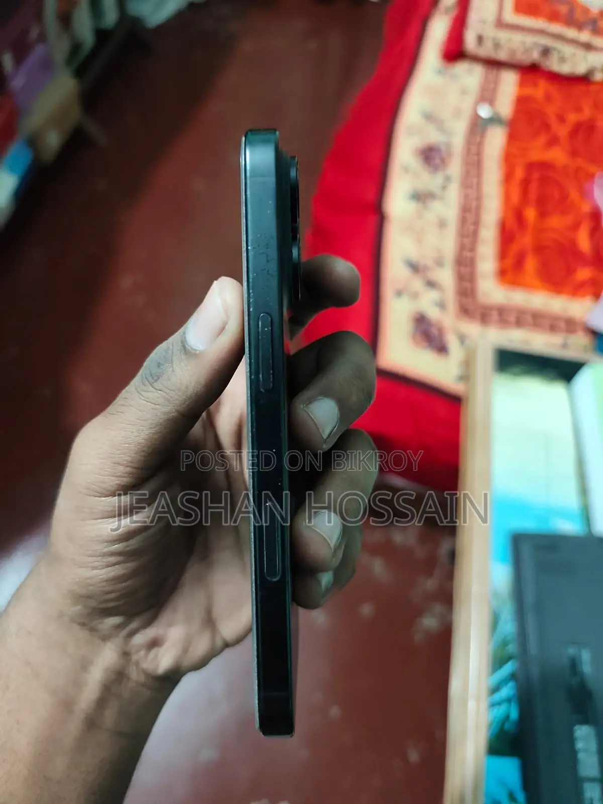অ্যাপল আইফোন ১৬ প্রো ১২৮ জিবি ব্ল্যাক