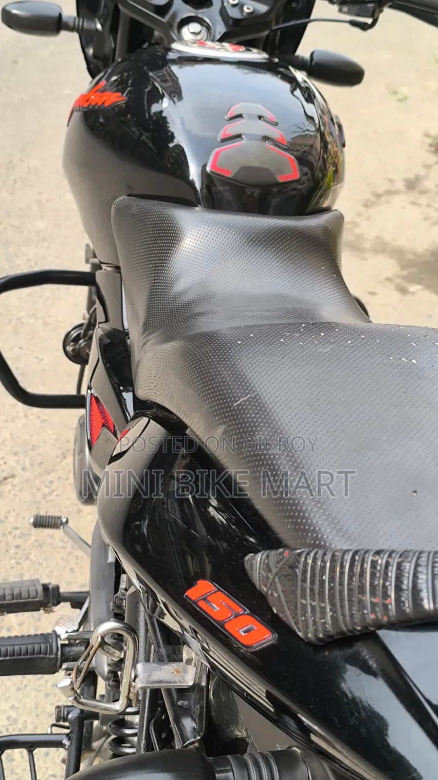 Bajaj Pulsar 150 2022 Black
