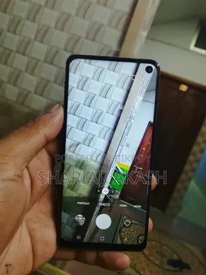 স্যামসাং গ্যালাক্সি এস১০ ১২৮ জিবি কালো