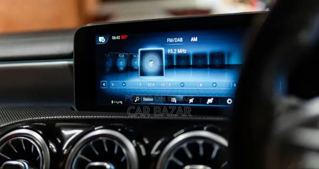 Mercedes-Benz CLA-Class CLA 200 Sedan 2019 Black