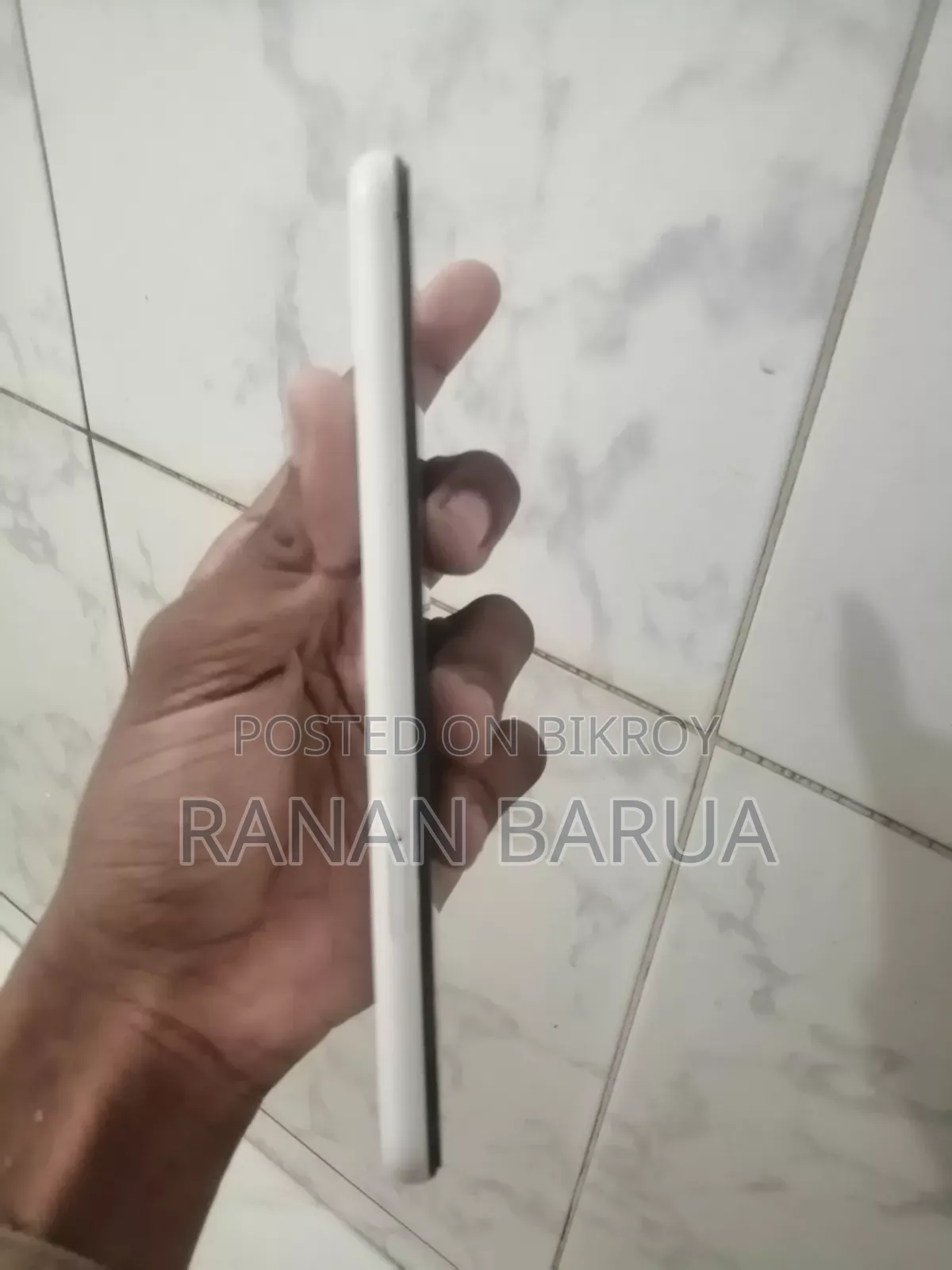গুগল পিক্সেল ৪এ ৫জি ১২৮ জিবি হোয়াইট