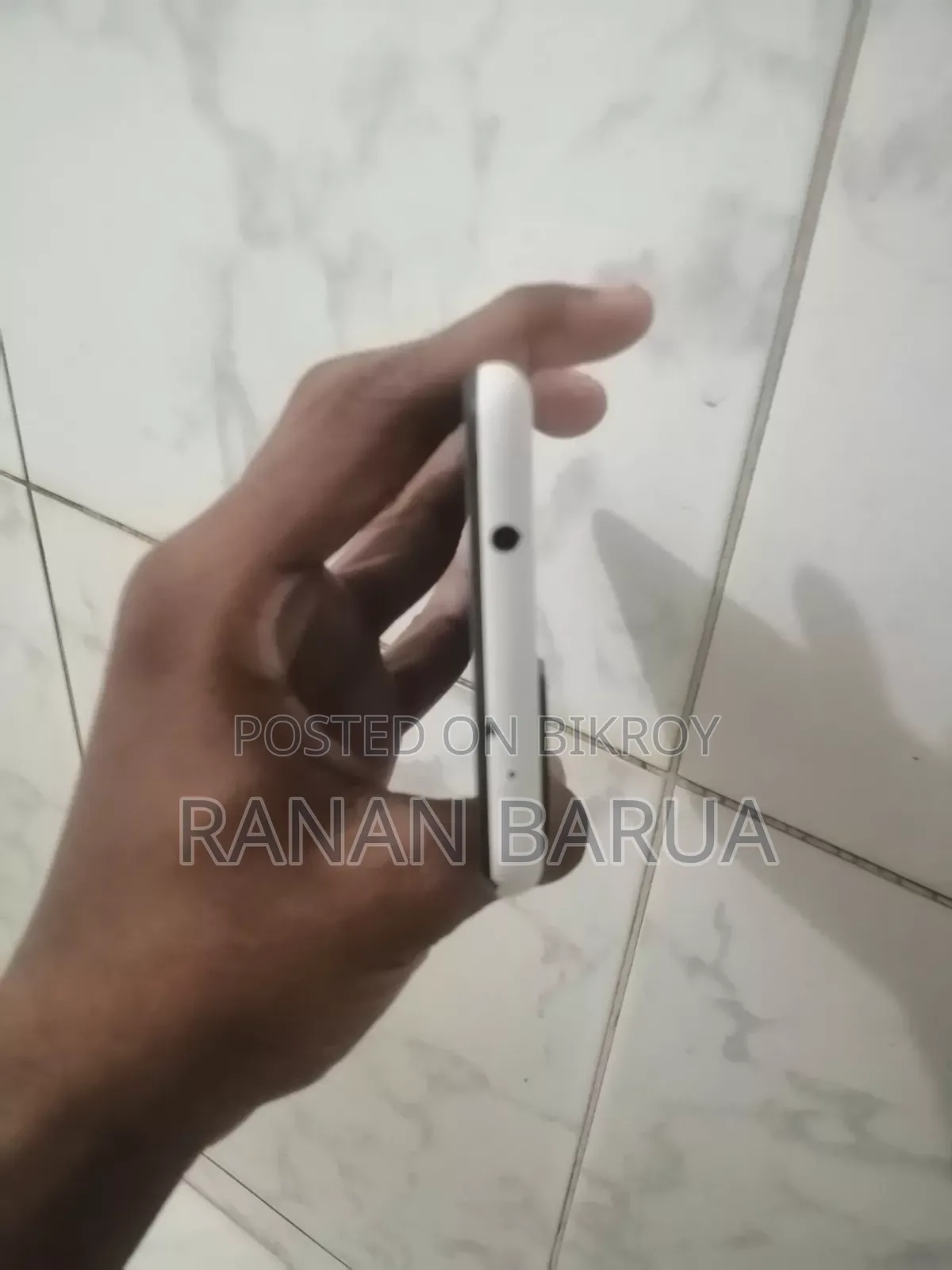 গুগল পিক্সেল ৪এ ৫জি ১২৮ জিবি হোয়াইট