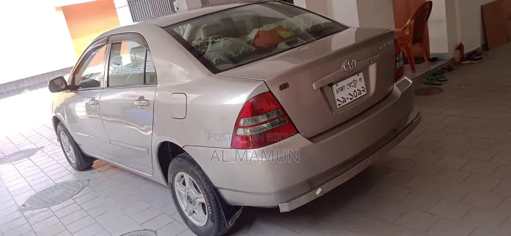 টয়োটা করোল্লা ২০০৪ গোল্ড