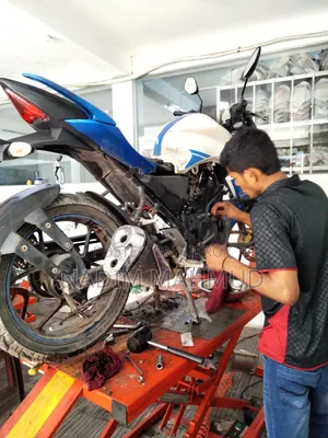 Suzuki Gixxer 2016 White