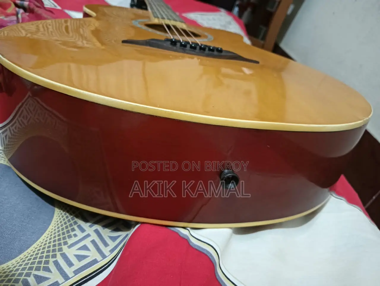 Rockjam Acoustic (Semi Electric)