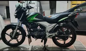 রানার টার্বো ভি২ ২০১৫ ব্ল্যাক