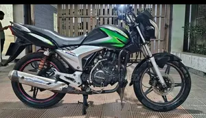 রানার টার্বো ভি২ ২০১৫ ব্ল্যাক