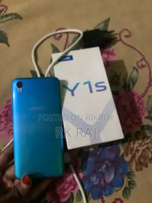 Vivo Y1s 32 GB Gray