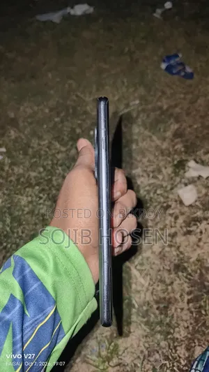 ওয়ানপ্লাস ১২আর ২৫৬ জিবি ব্রোঞ্জ