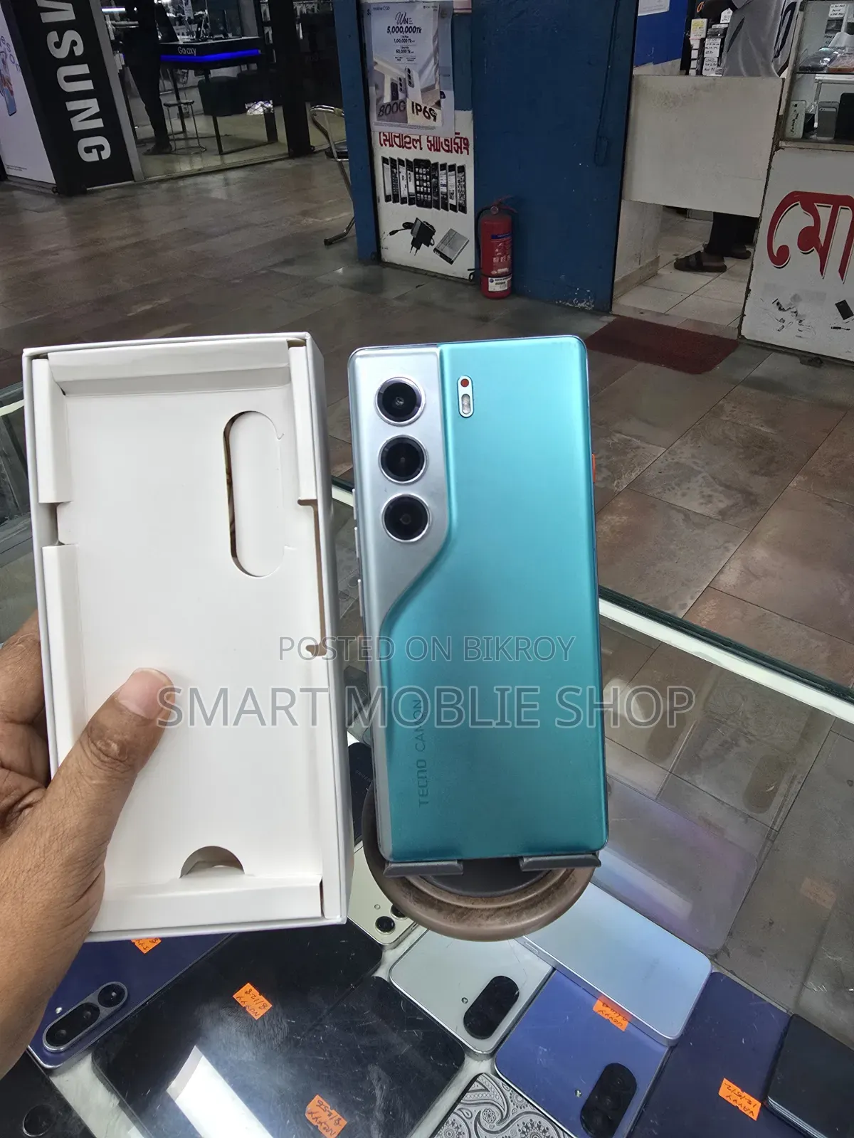 Tecno Camon 40 Pro 4G 256 GB Blue