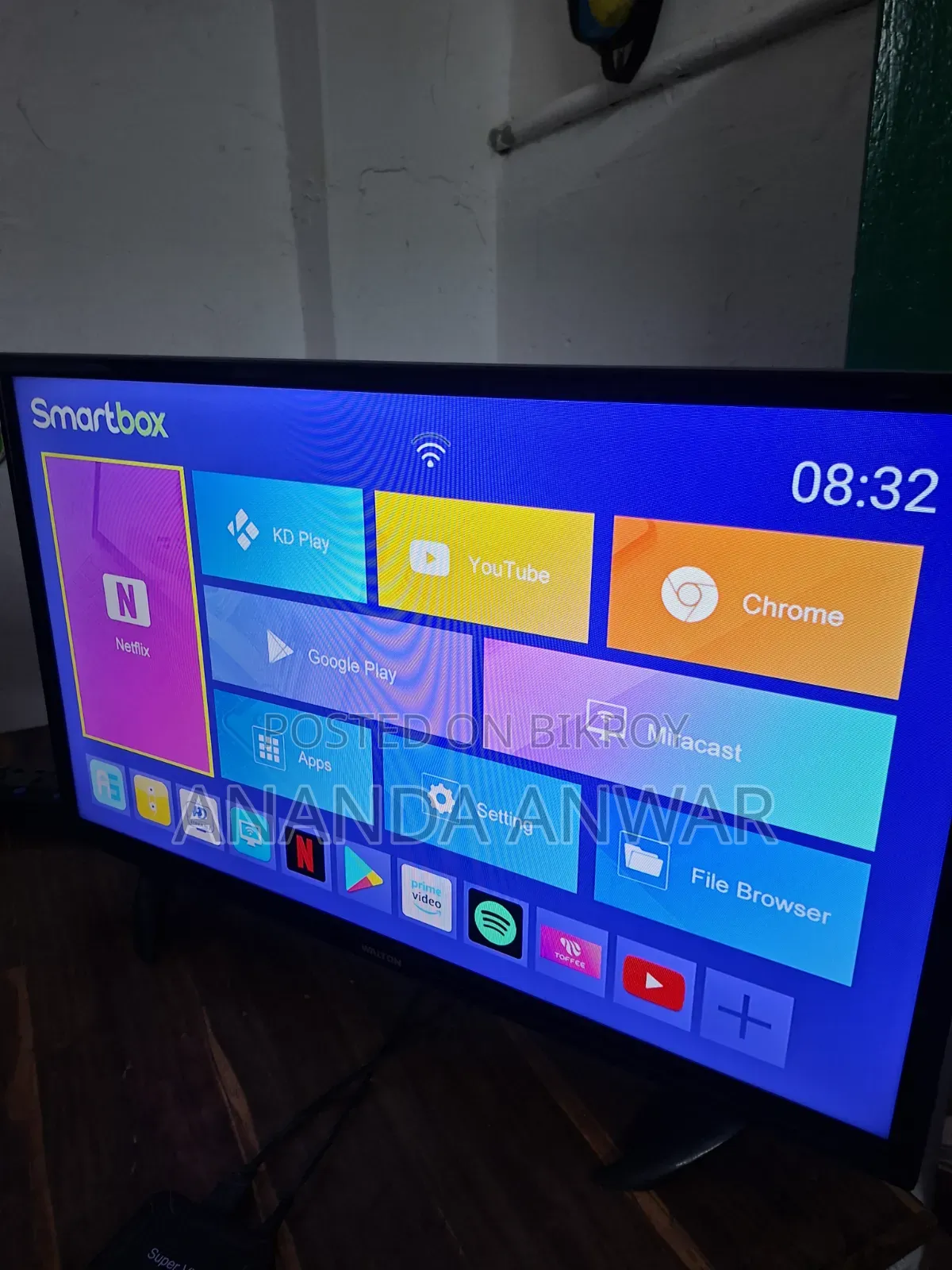 Walton Wd326jx-150 TV